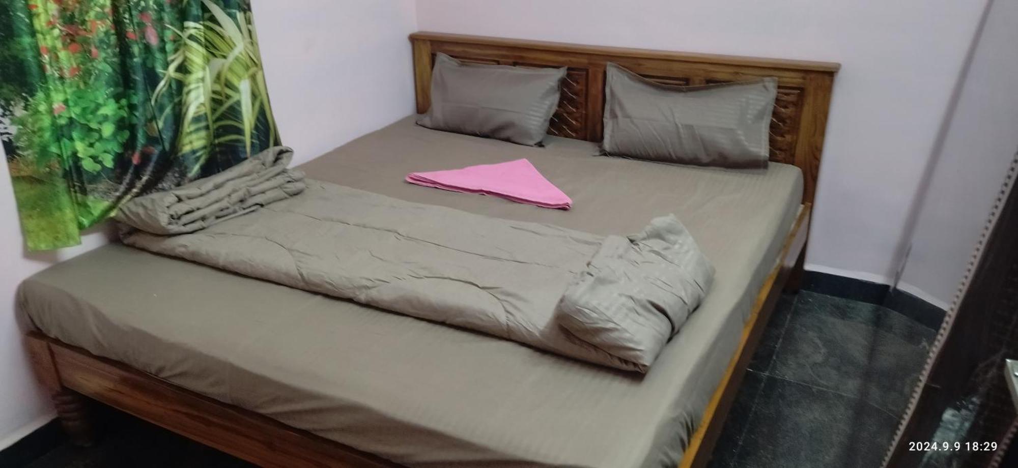 Adhi Linga Home Stay Tiruvannāmalai Eksteriør billede